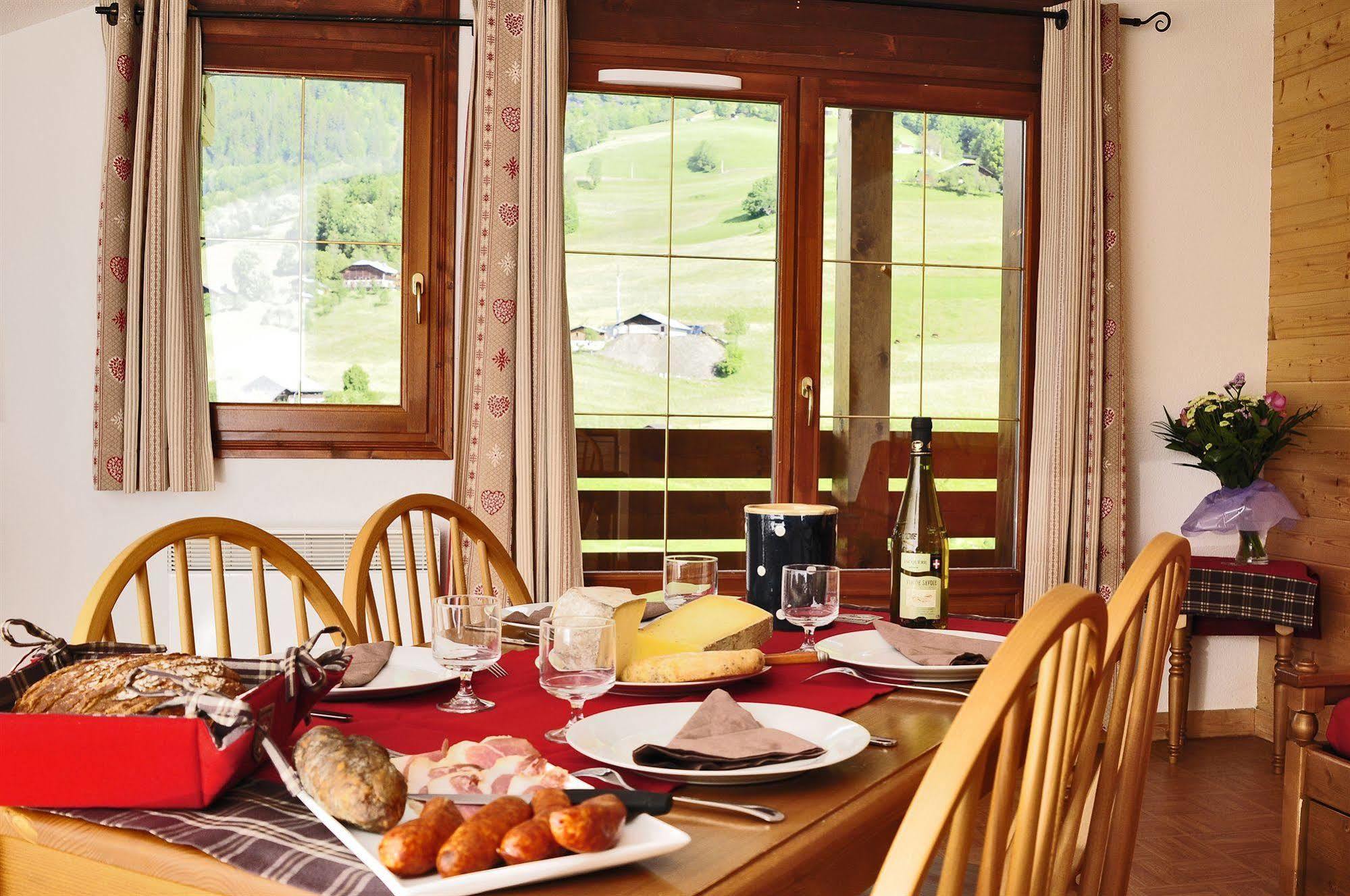 Residence Nemea Les Chalets Des Evettes Flumet Exterior foto